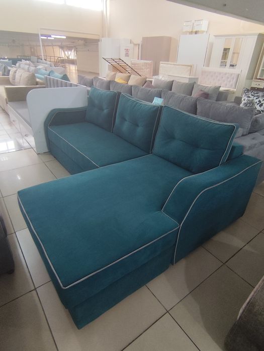 Продам диван новый.