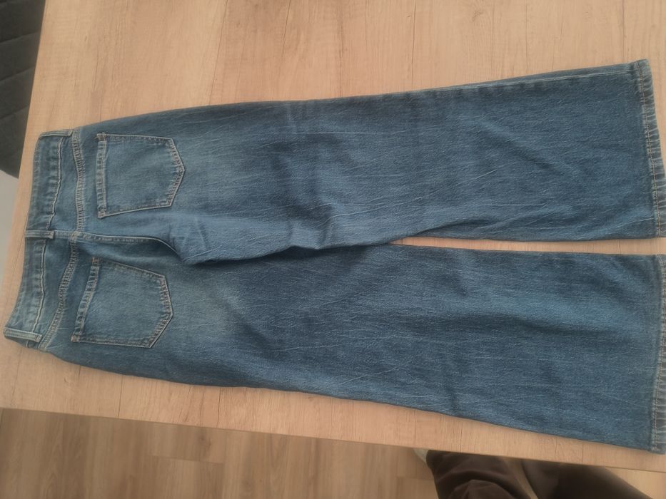 Blugi noi H&M, fetiță 9-10 ani