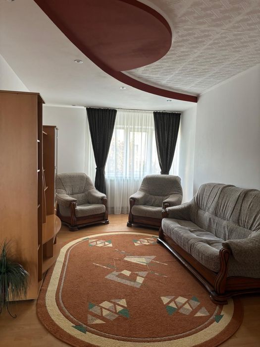 Apartament 4 camere de inchiriat - Mioveni
