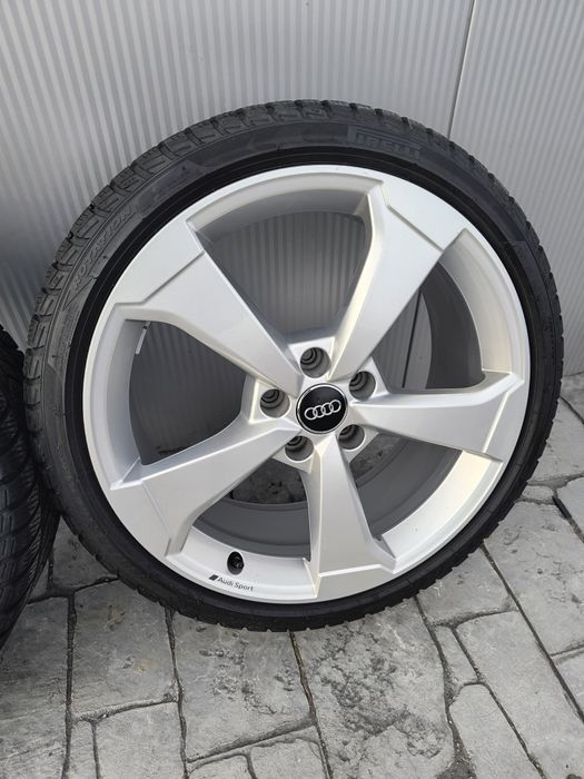 Set aliaj OEM audi A3 S3 R19 anv iarna Pirelli 235 35 19 5,5mm
