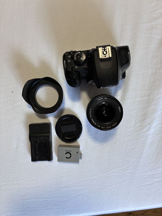 Camera poze Canon 1000D EOS