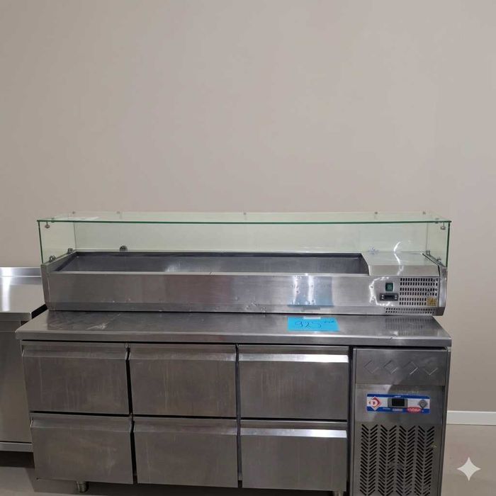 настолна хладилна салатиера