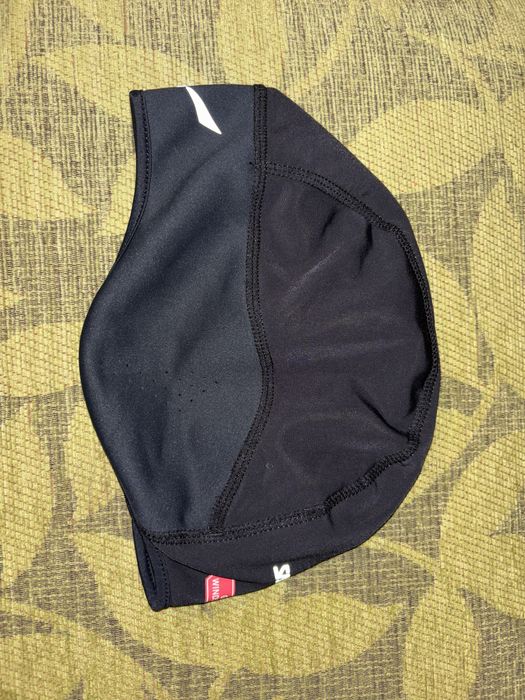 Шапка на Salewa Gore Windstopper