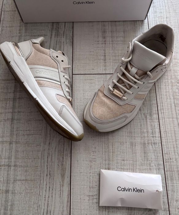 Модерни маратонки Calvin Klein ЕСТЕСТВЕНА кожа