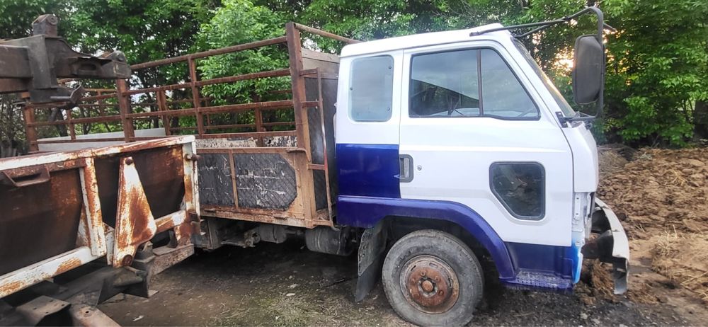 Продам грузовик скотовоз