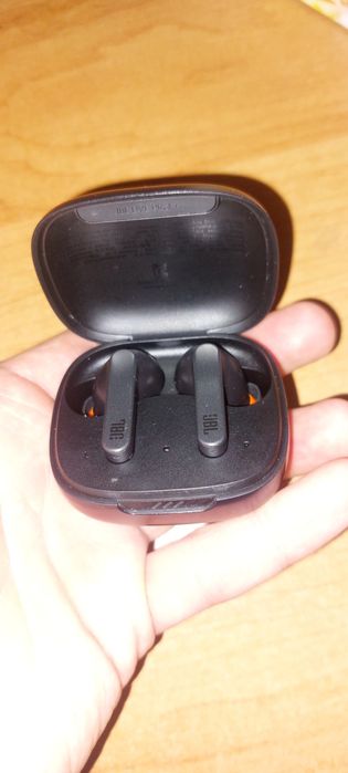 JBL live pro +tws