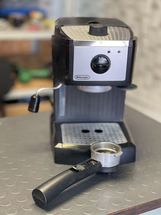 Сервизирана Еспресо Кафемашина DeLonghi EC152.CD - 6 месеца гаранция !