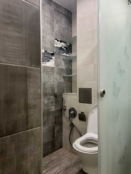 Продава се Тристаен апартамент в Пловдив, Въстанически - 101 кв.м за 1565 €/кв.м - Снимка #17