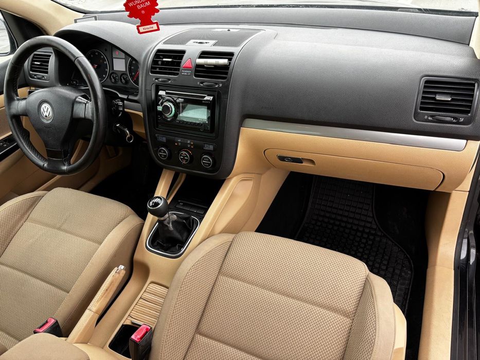 Volkswagen Golf 5 1.4 Benzina