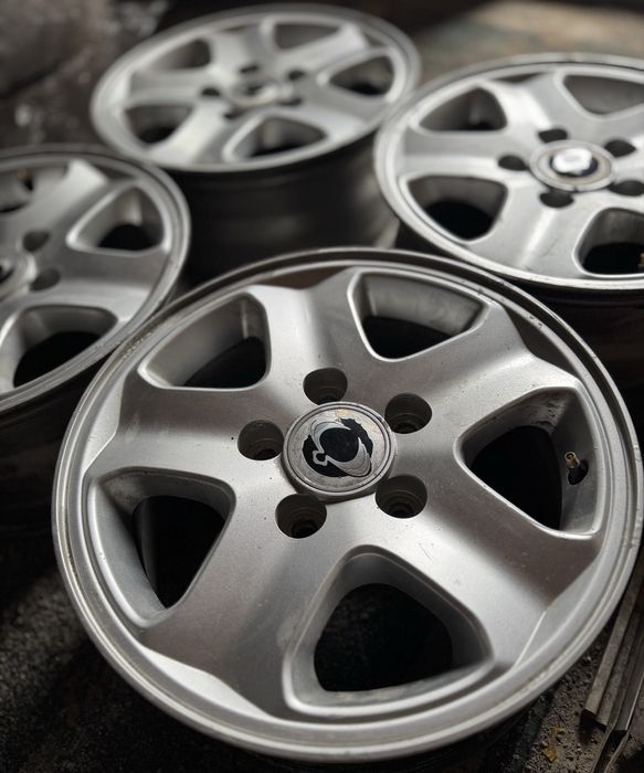 Продам диски SsangYong r16