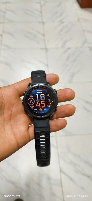 Продам часы Garmin Fenix 8