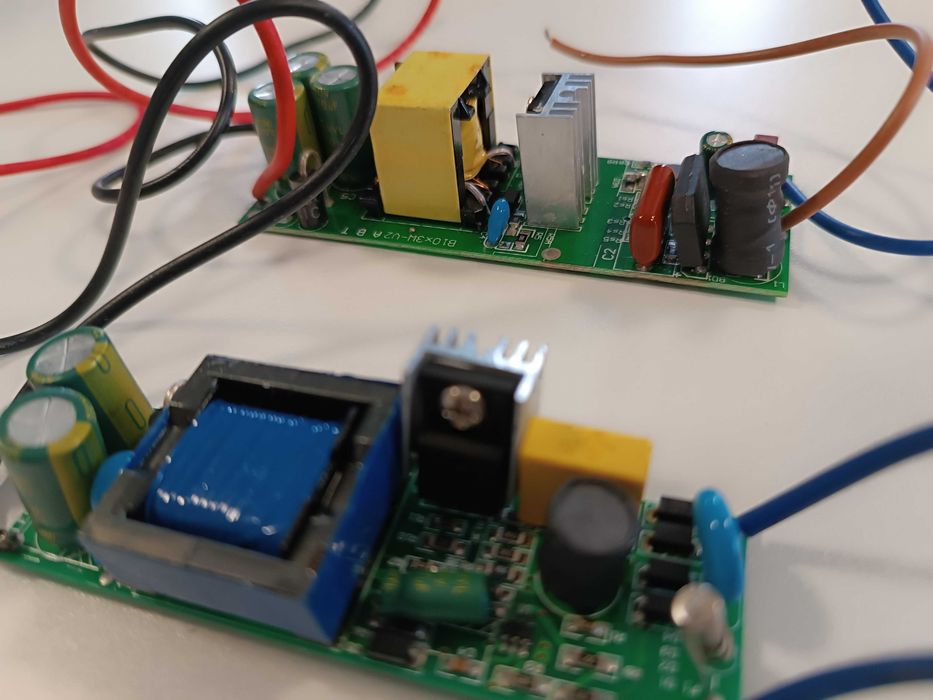 Drivere LED curent constant set 2 bucăți iluminat LED – NOU