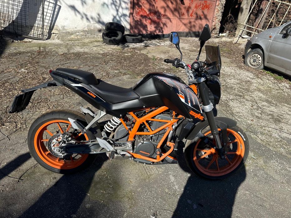Vand                                           KTM Duke 390
