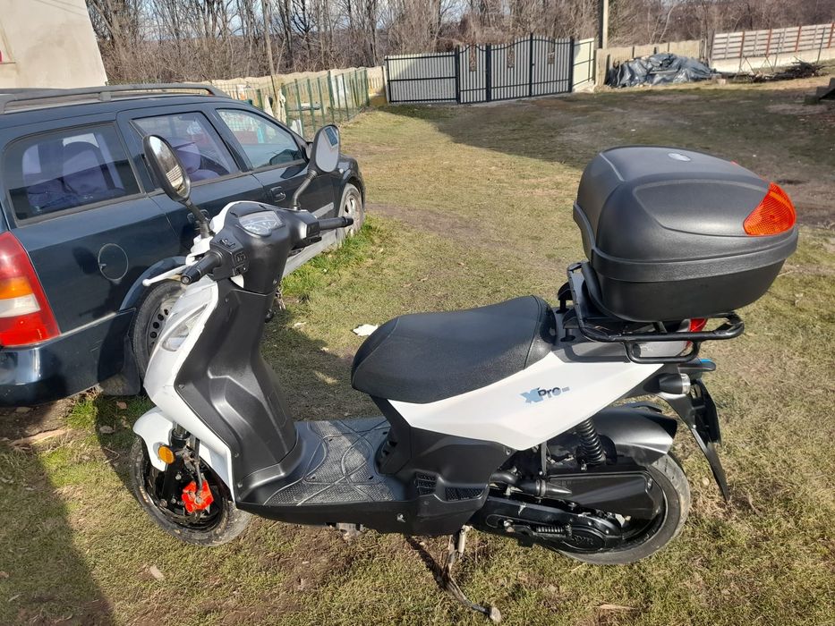 Vand Scuter Sym 50 cc/Stare foarte buna