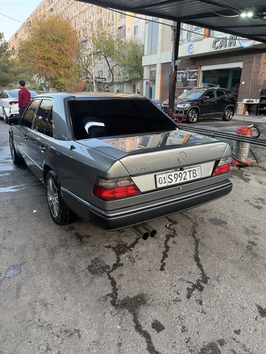 Mercedes w124 3.2