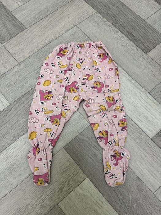 Продам дешево детские вещи