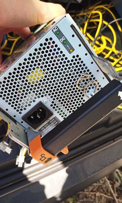 Sursă server Emerson 1975W IBM 39Y7203 12V 162A – ideală minerit / laborator