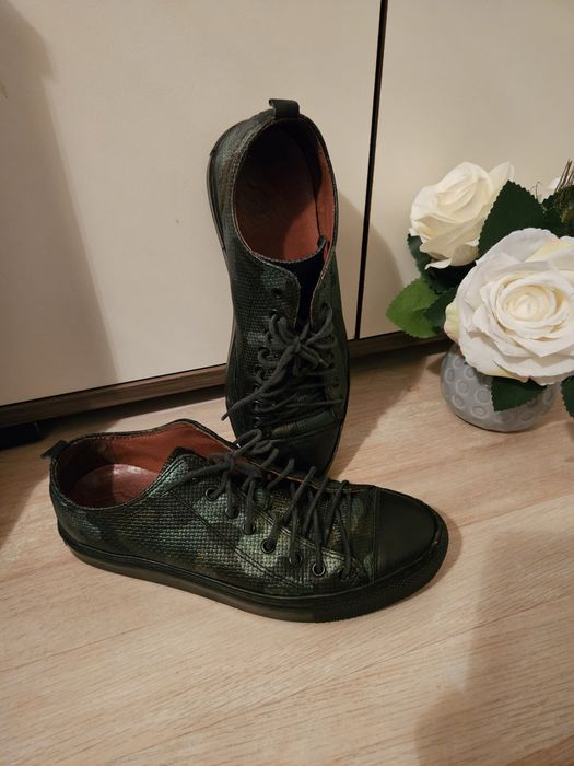 Кожени маратонки