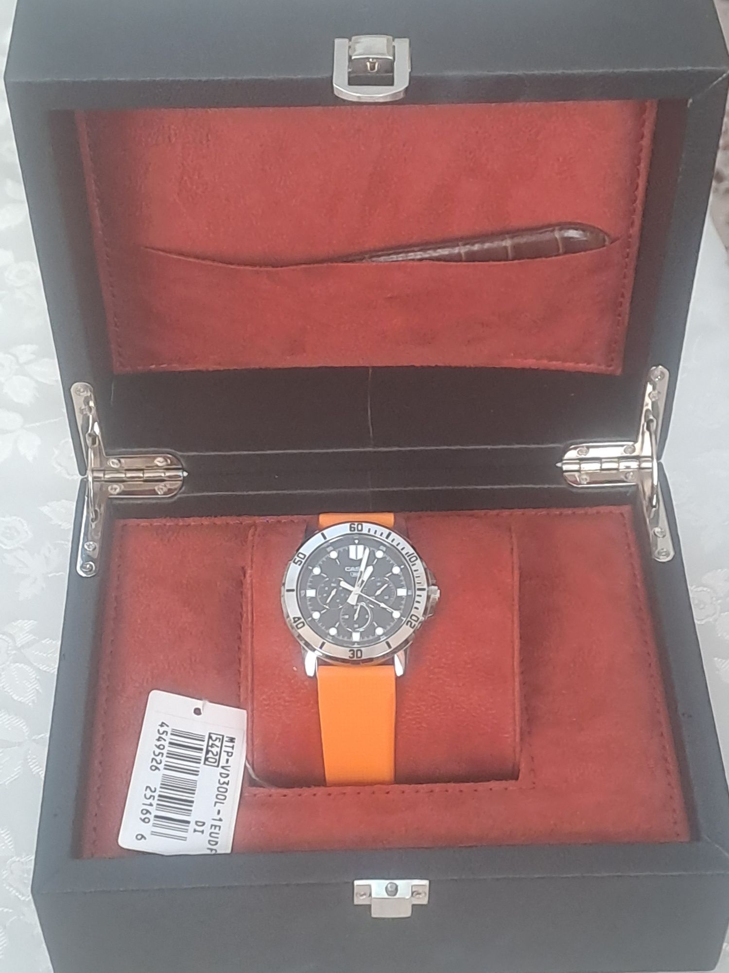 Часы casio япоиния оригинал: 100 у.е. - Наручные часы Ташкент на Olx