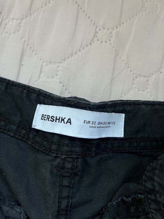 Дънки и къси дънкови гащи