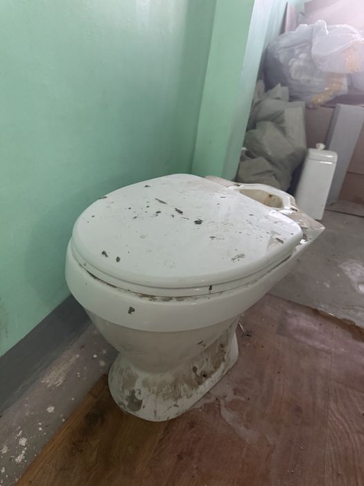 Унитаз в нормальном состочний