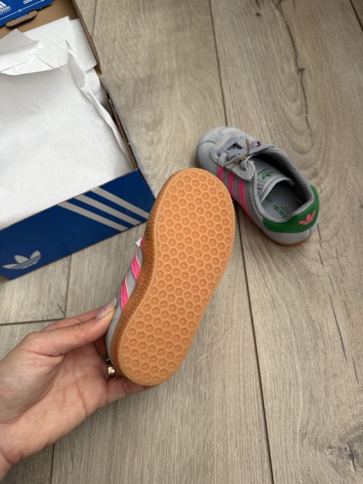 Adidas Gazelle noi , marimea 24