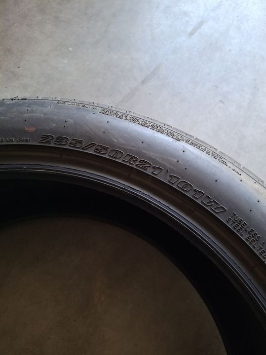 2 Anvelope de vară  235 50 r20 Dunlop