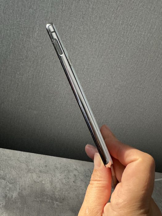 Срочно продам samsung s10 e