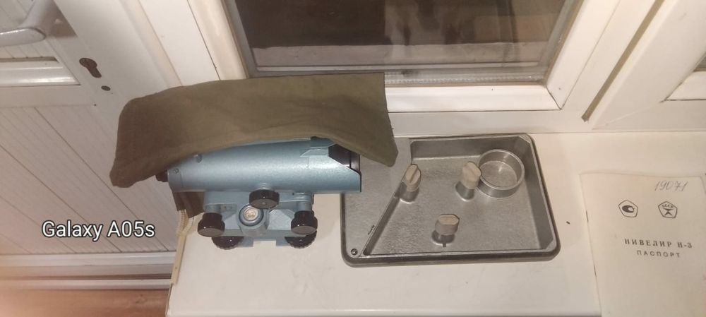Нивелир H -3 в идеальном состоянии