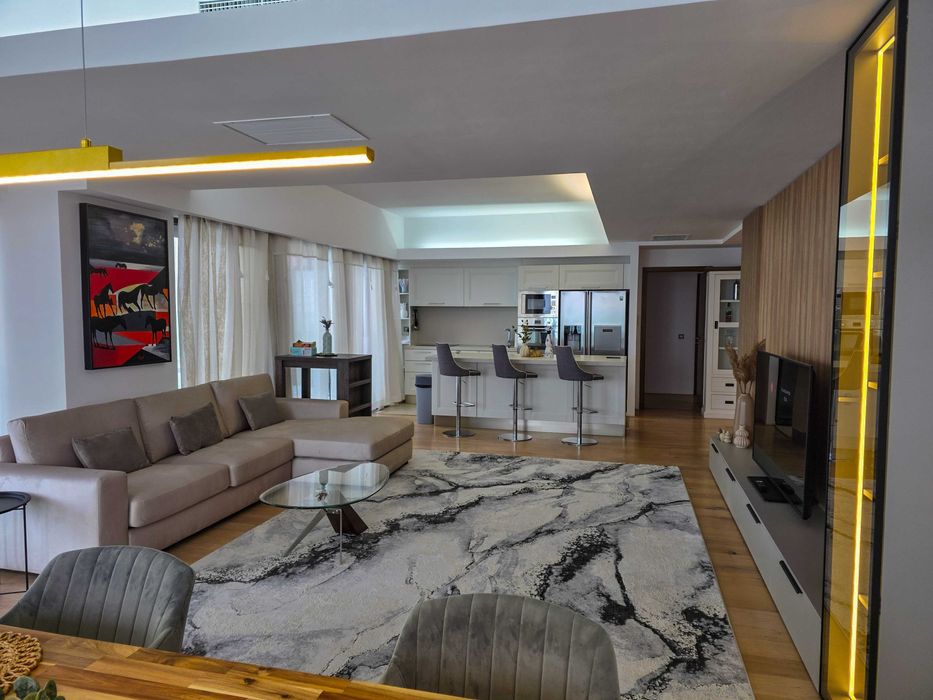 Apartament 3 camere-Faleza Nord-Vedere Mare