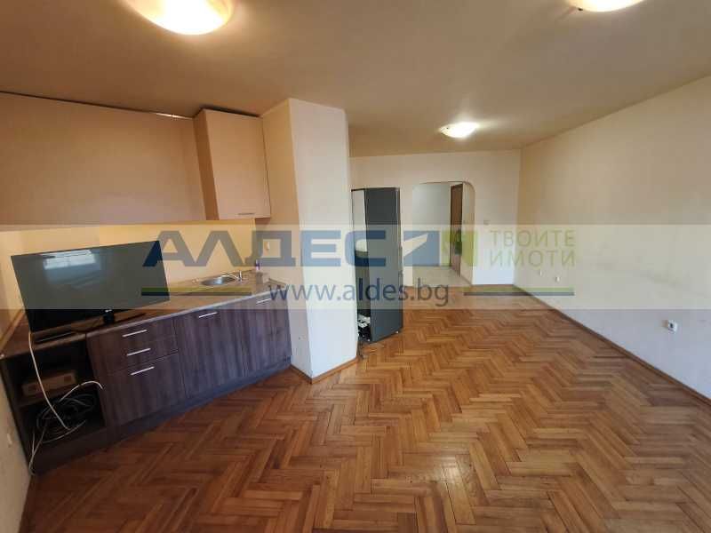 Продава се Тристаен апартамент в София, Борово - 132 кв.м за 1063 €/кв.м - Снимка #2