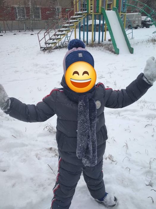 Продам зимний костюм для мальчика