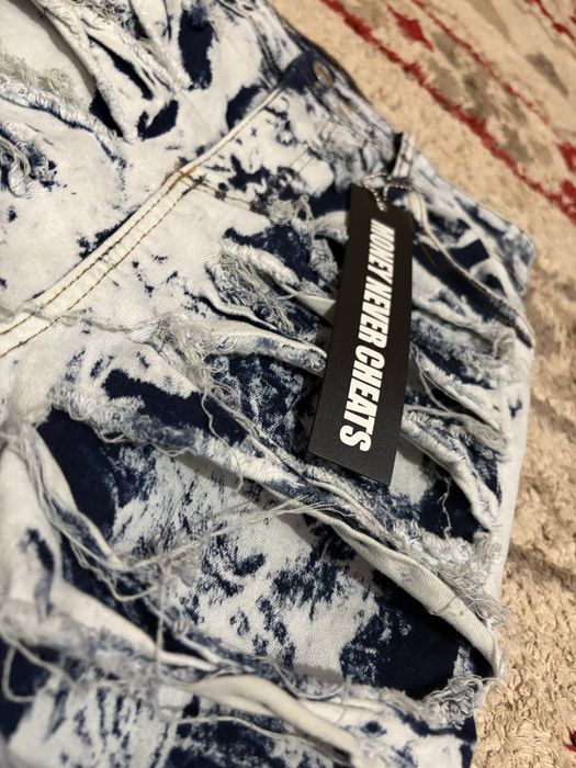 Blugi slim fit “money never cheats”