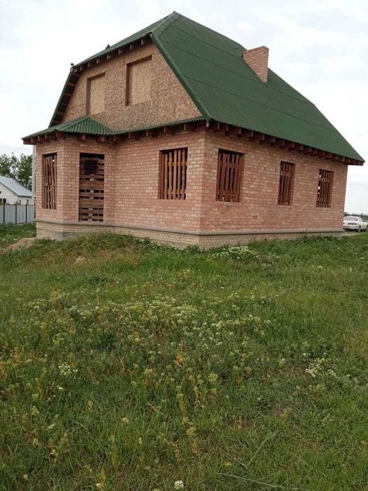 п.Ушконыр, кирпичный дом 110 кв.м.