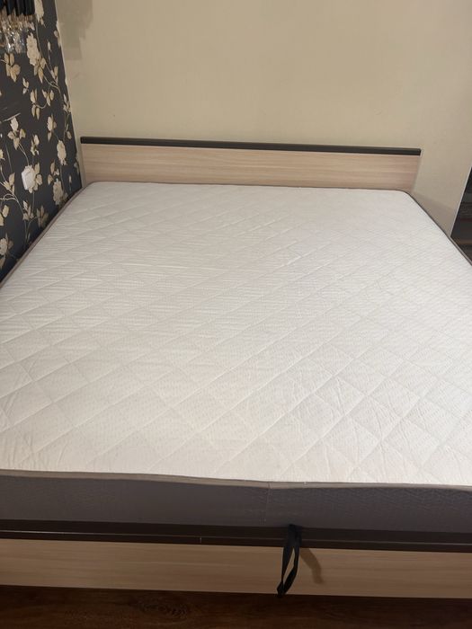 Продам матрас б/у