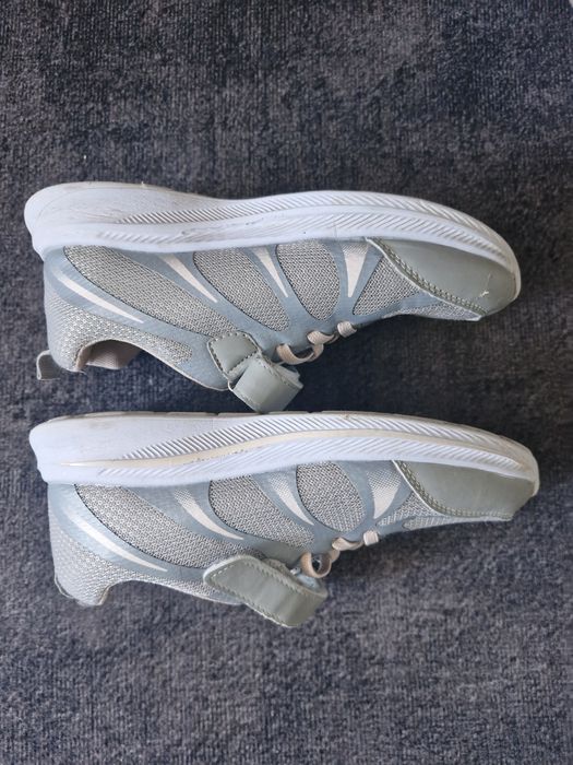 Продам кроссовки детские, 35 размер