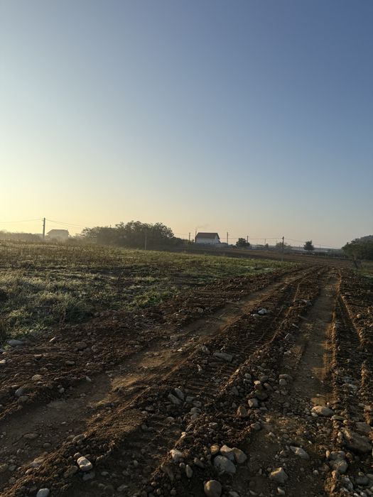 Parcele de vanzare Pausa