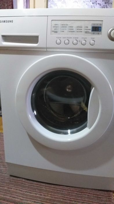 Стиральная машинка Samsung.