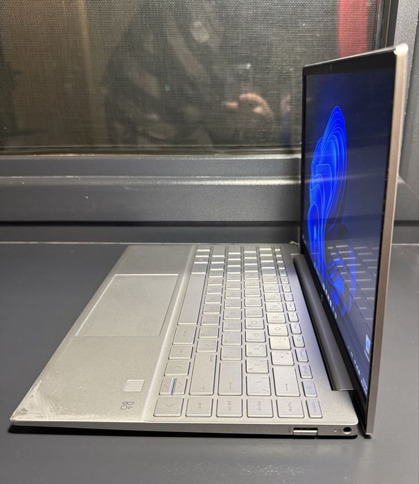 Ноут б/у HP Pavilion Aero [R7-5825U/16Gb DDR4/512Gb/13,3" 3K]