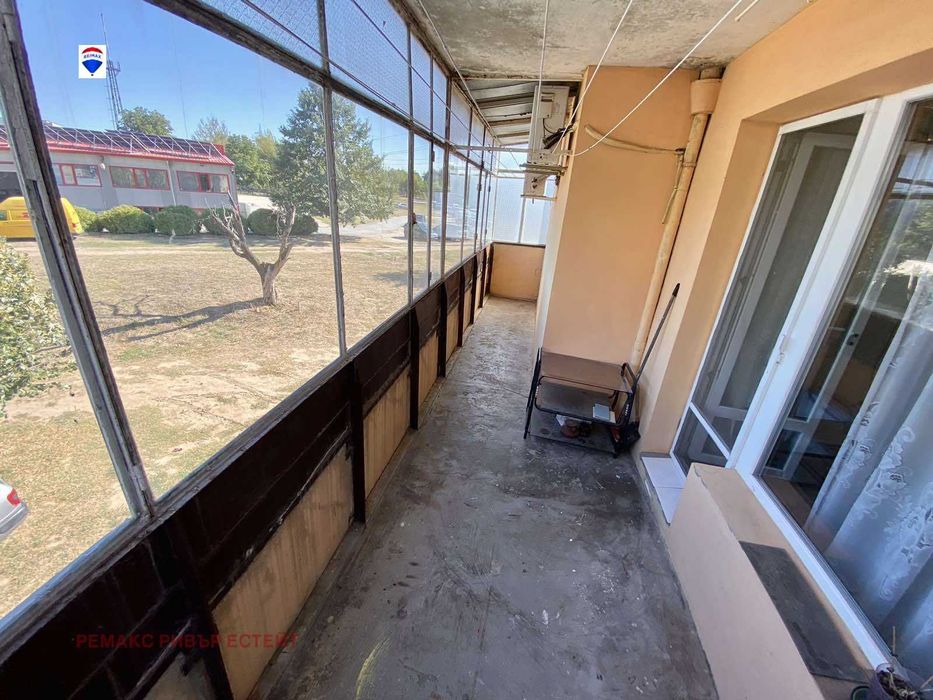 Продава се Двустаен апартамент в Русе, Дружба 3 - 60 кв.м за 1232 €/кв.м - Снимка #11