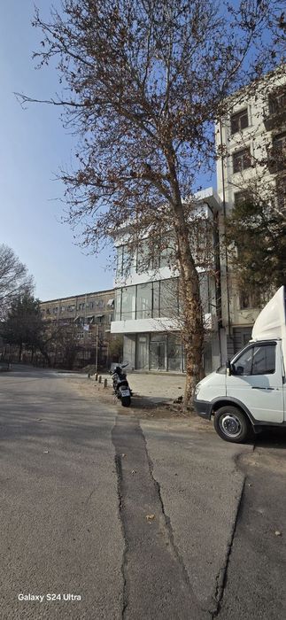 Arendaga 3 Etaj beriladi