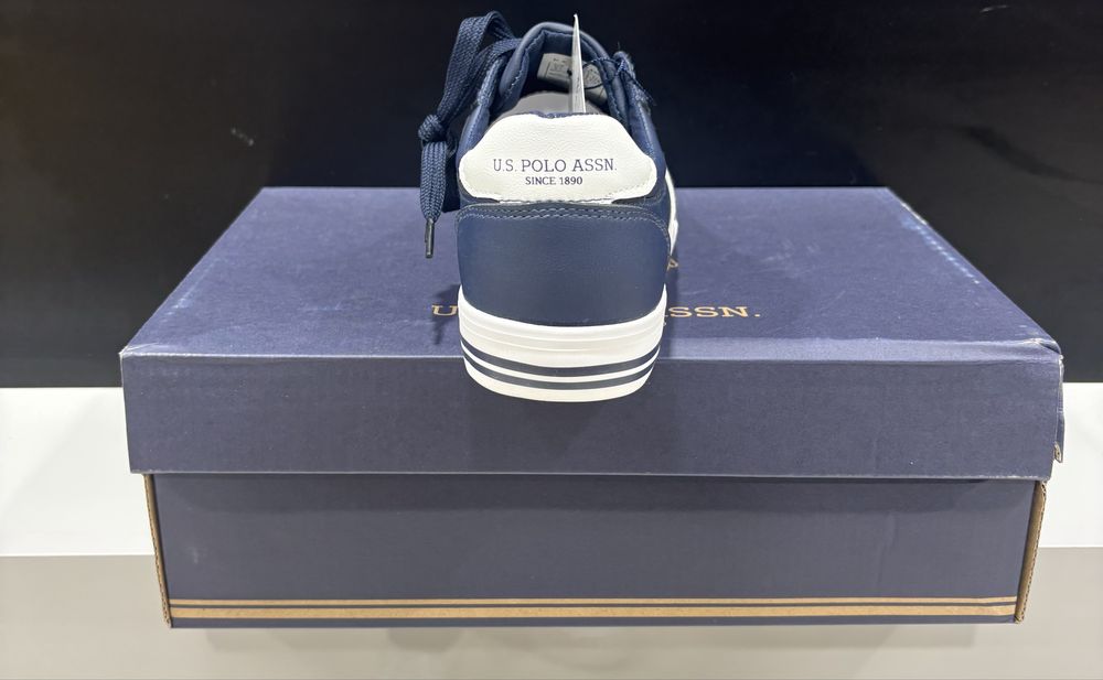 Adidasi U.S Polo assn noi in cutie