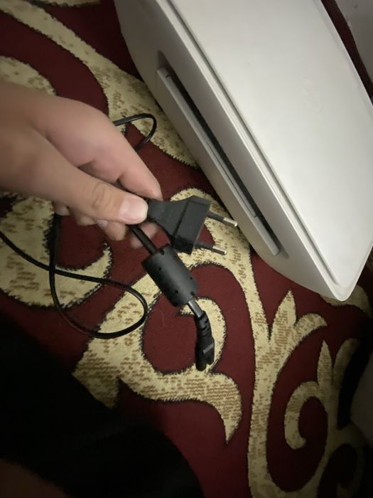 Срочно продам принтер HP Deskjet 2320