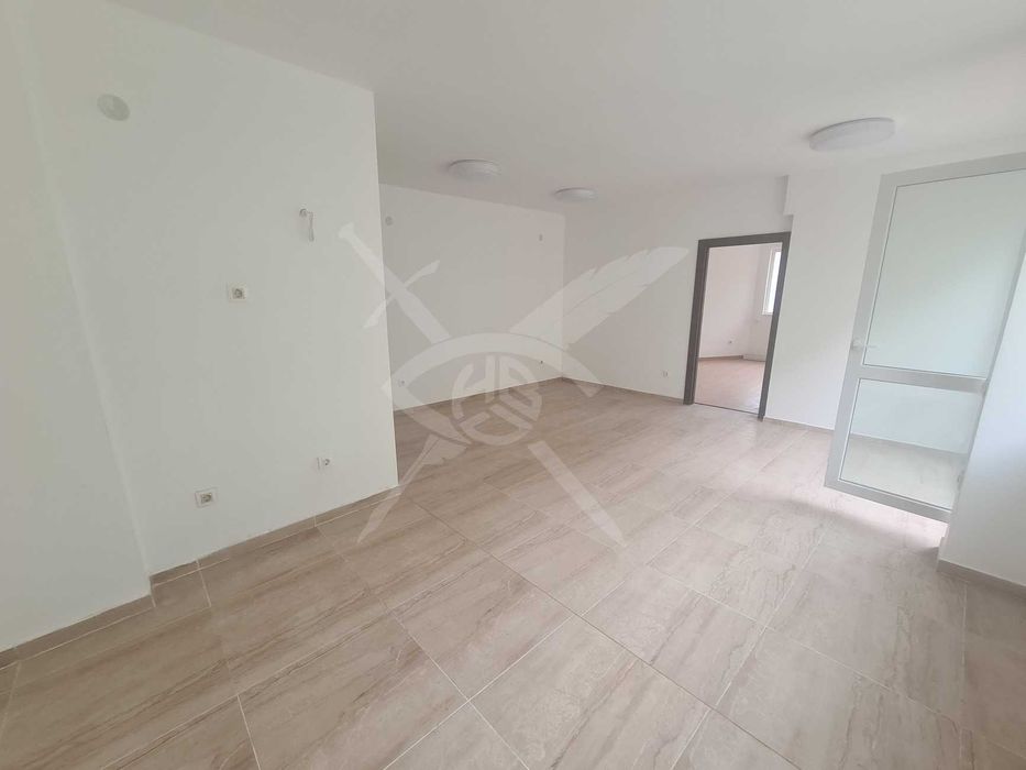 Продава се Тристаен апартамент в София, Манастирски ливади - 115 кв.м за 1992 €/кв.м - Снимка #2