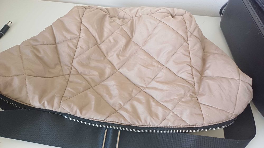 Opus чанта в беж