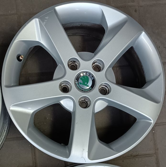 Диски R16 на Шкоду Октавия 2005/2012