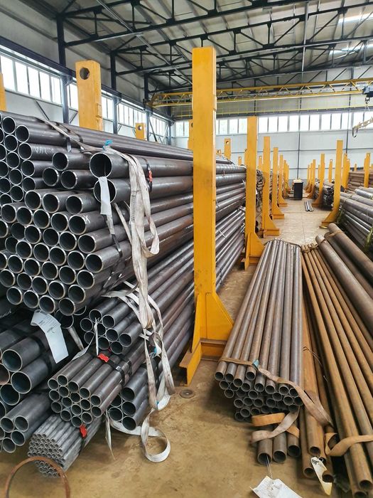 Teava fara sudura laminata DN114.3 grosime 2.6-50 mm L 6-12 m