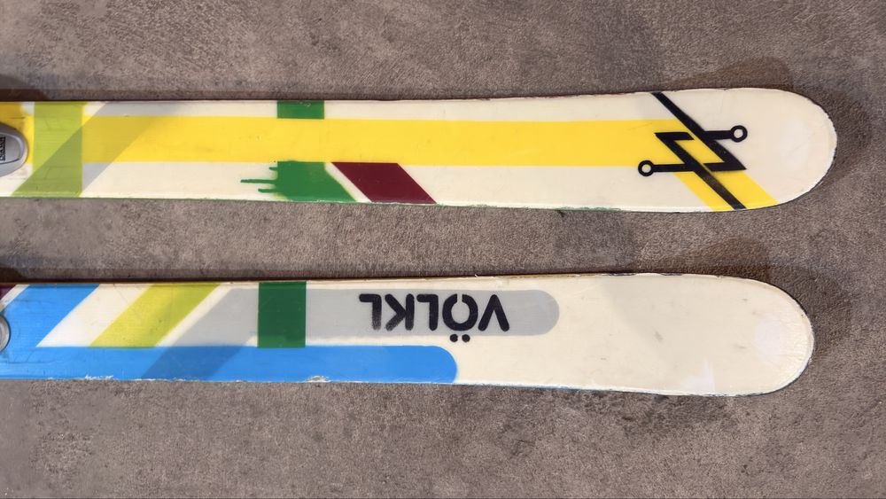 Ски Volkl със колани G3 за туринг