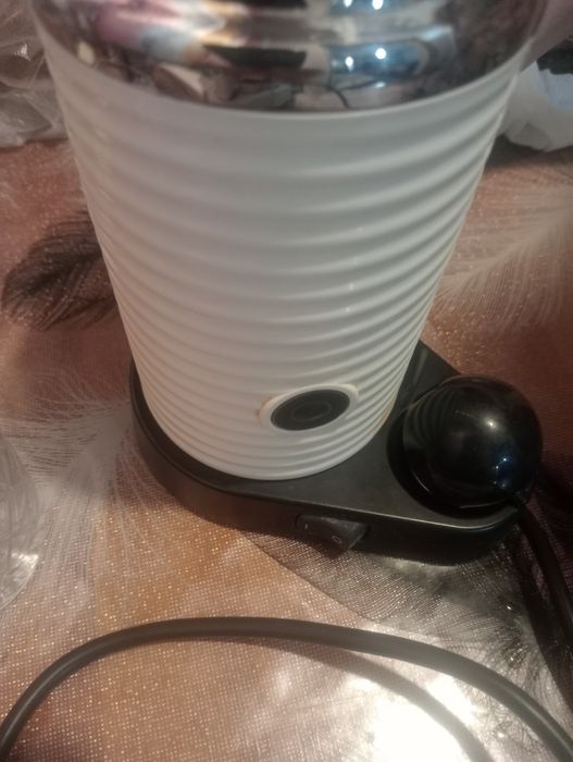 Продам электрический вспениватель