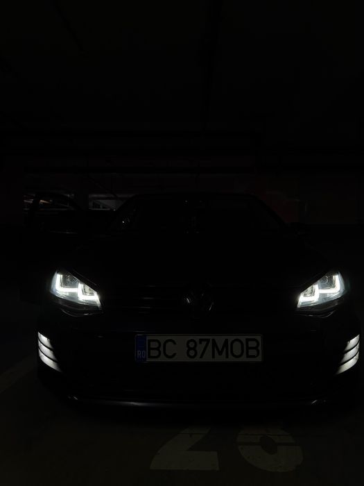 Faruri LED Golf 7 R Originale, RGB, Semnalizare dinamica
